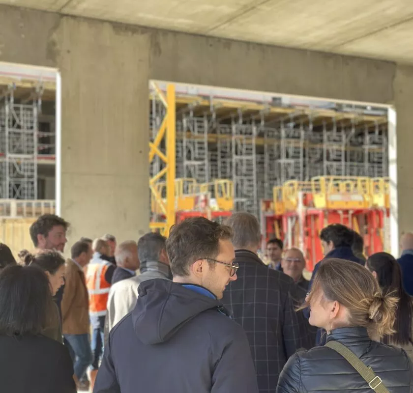 première pierre la ruche